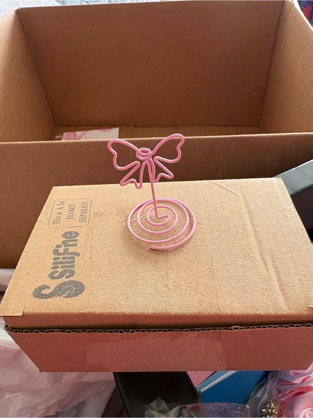 Pink Bow Spiral Photo/Note Holder 18ct.